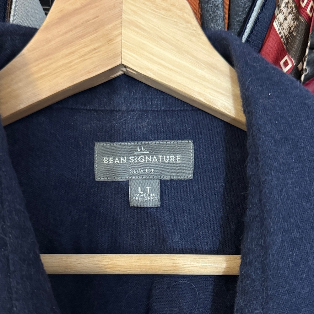 L.L. Bean Signature 1933 Chamois Shirt - Picture 2 of 3